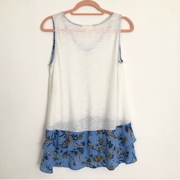 Style & Co - Sleeveless V-Neck Floral Ruffle Hem Tank Top - Size Medium

A06 - Picture 2 of 5